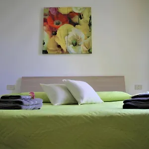  Apartment & Breakfast La Madonnina 013136-cni-00001